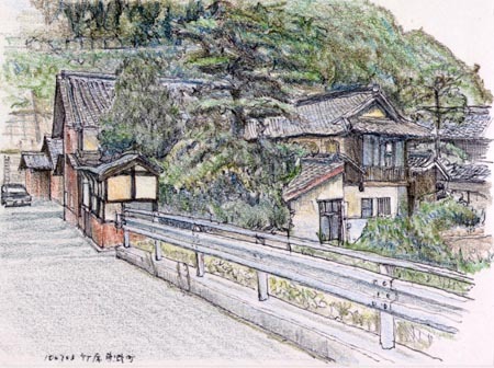 東野町、川から見た民家.jpg